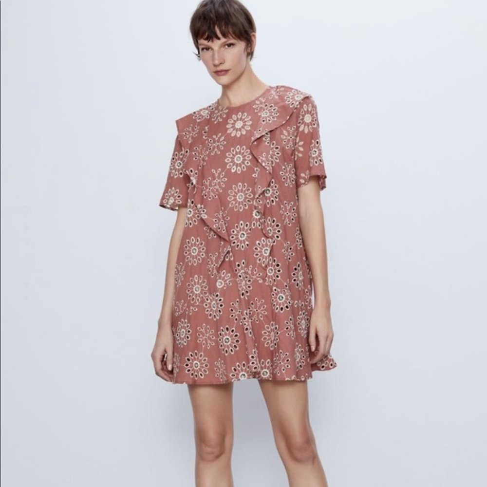 NWT Zara EMBROIDERED EYELET DRESS